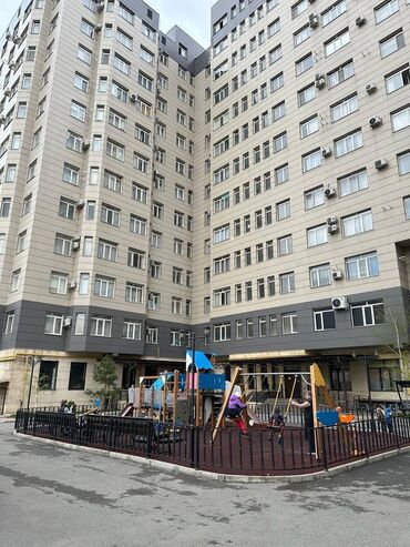 квартира берилет мкр кок жар: 3 бөлмө, 128 кв. м, Элитка, 8 кабат, ПСО (өзү оңдоп түзөтүп бүтүү үчүн)