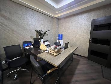 риэлторская компания: Продажа офисов 92 м², С ремонтом, Бизнес центр, 4 этаж — 4