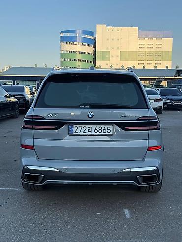 2023: BMW X7: 2023 г., Внедорожник — 5