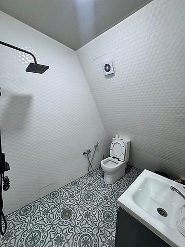 Uzunmüddətli kirayə evlər: İcarəyə verilir: müasir A‑frame tipli ev (tam mebelli) Plan və — 17