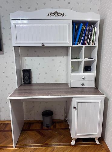 dolab kilidi: Düz masa, Stulsuz, Polkalı, Siyirməli, MDF — 1