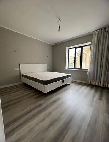 Долгосрочная аренда домов: 200 м², 5 комнат — 7