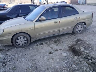 Daewoo: Daewoo Nubira: 2000 г., 1.6 л, Механика, Бензин, Седан