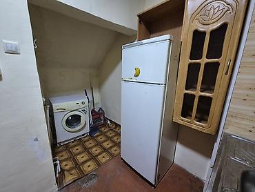 ru bina az: Ayrıca yataq otağı və zal - Yataq otağı: iki nəfərlik çarpayı, paltar — 8