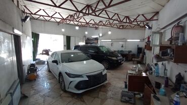 Продаю гараж: 200 м², Кирпичный, Бетонный | Охрана — 3