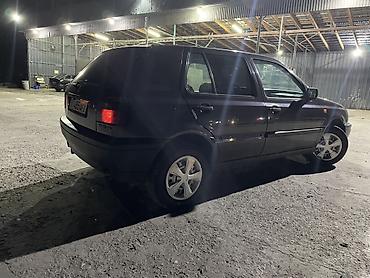 Volkswagen: Volkswagen Golf: 1992 г., 1.6 л, Механика, Бензин, Хэтчбэк — 9