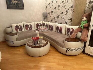 puf v prikhozhuyu: Угловой диван