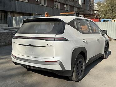 bmw ai8: BYD : 2026 г., 0.1 л, Автомат, Электромобиль, Минивэн — 10
