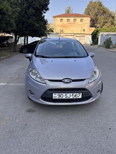 ford focus 2000: Ford Fiesta: 1.4 l | 2011 il 194240 km Hetçbek — 1