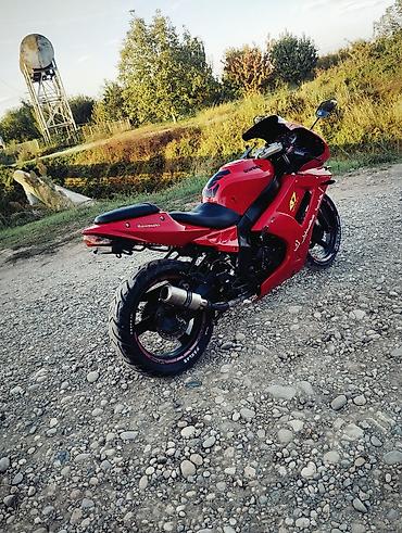 ea fc 26: Yamaha - R1, 250 sm3, 2020 il, 20000 km — 3