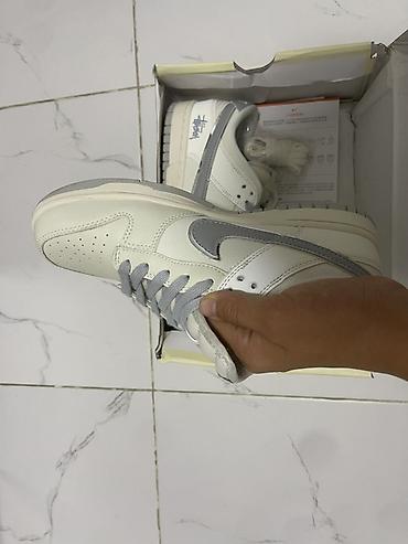 dunk low: Мужские кроссовки, 42, Nike, Новый, цвет - Серый, Самовывоз — 2