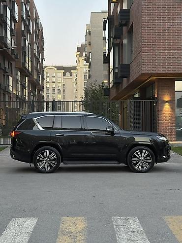 lehsus 570: Lexus LX: 2025 г., 3.5 л, Автомат, Гибрид, Внедорожник — 5