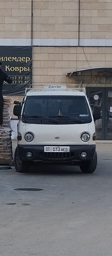 форд транзит на запчасть: Легкий грузовик, Hyundai, Стандарт