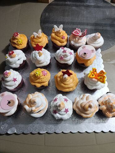 Konditorski proizvodi, slatkiši: Predstavljamo raznovrstan asortiman mini kolača i slatkiša, idealnih — 4