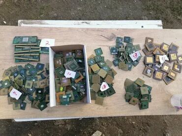 Ostali kompjuterski delovi: Reciklaza Razne Kartice 25Kg, for everything else ask if you are — 10