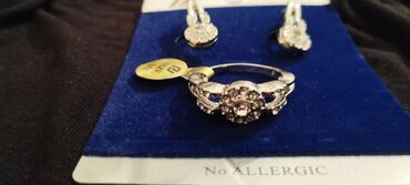 Üzüklər: Böyük həcmli qadın üzük kolleksiyası - Ümumi sayı: 12 ədəd - — 20