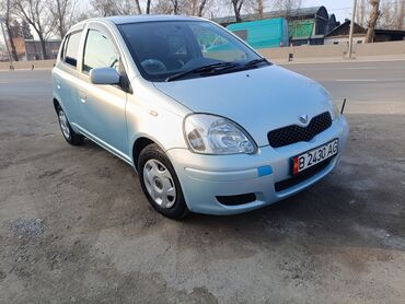 Toyota: Toyota Vitz: 2003 г., 1.3 л, Вариатор, Бензин, Хэтчбэк