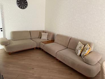 divan ayaqları: Künc divan . 1100 azn. yenidən seçilmir ölçü 2*2,10 ayaqları fıstıq — 1