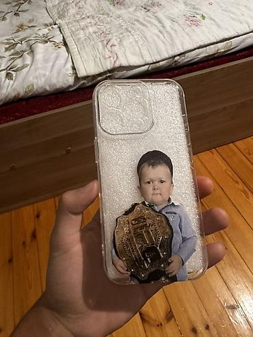 Şəffaf telefon qabı – uşaq şəkilli və çempion kəməri temalı dizayn -