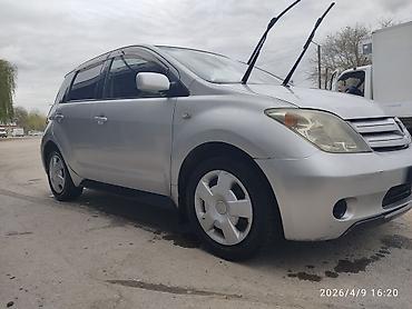канте: Toyota Ist: 2002 г., 1.3 л, Автомат, Газ, Хэтчбэк — 1
