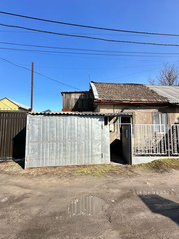 5 микр: Полдома, 60 м², 3 комнаты, Риэлтор, Косметический ремонт