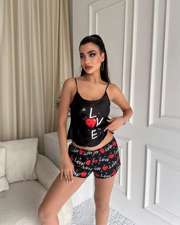 Pidžame: Satenski bebi dol
s,m,l,xl — 6