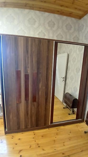 wkaf: Güzgülü sürgülü qapılı şkaf - Material: ağac teksturalı — 1