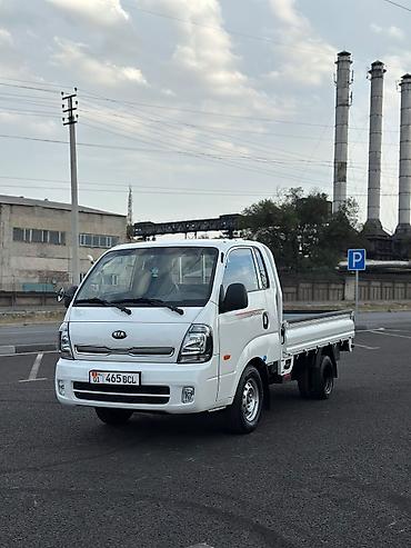 б у акумулятор: Kia BONGO: 2019 г., 2.5 л, Механика, Дизель, Фургон — 1
