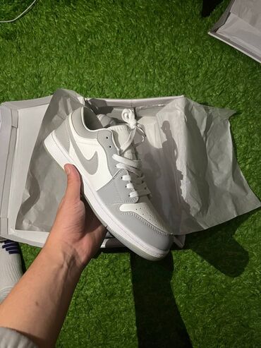 обувь оптом дордой: Мужские кроссовки, 41, Nike, Новый, цвет - Серый, Самовывоз, Платная доставка