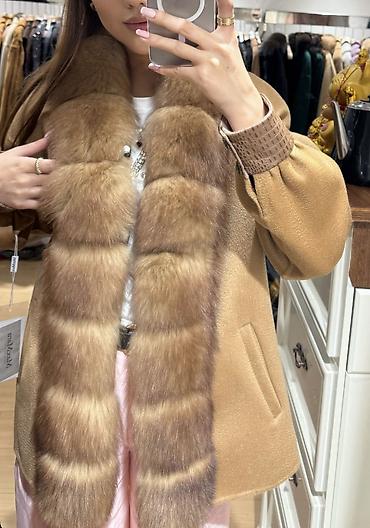 один владелиц: Полупальто MaxMara. Ворот натуральный писец 100% кашемир. Без подклада — 1
