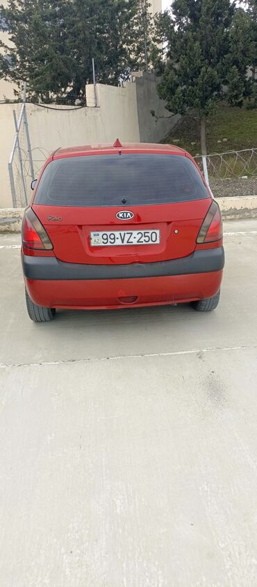 ford transit surucu isi: Kia Rio: 1.5 л | 2007 г. Хэтчбэк