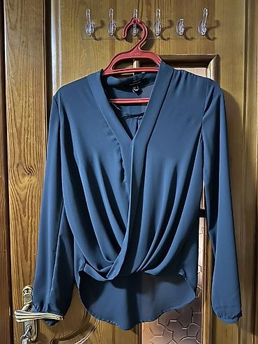 Dəstlər, kostyumlar: 5-15 azn arası geyimlər Qadın geyim dəsti – məhsul 1) Kobalt-mavi — 19