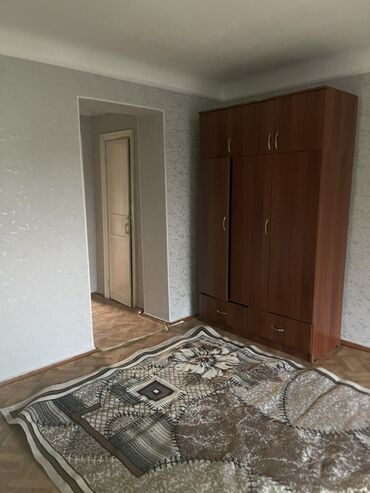 Батирлерди узак мөөнөткө ижарага берүү: 2 бөлмө, Менчик ээси, Чогуу жашоосу жок, Жарым -жартылай эмереги бар