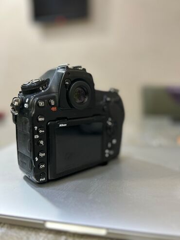 canon eos 7d: Salam nikon d850 satilir ideal veziyyetde