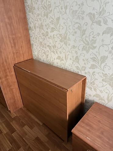 спальный мещок: Спальный гарнитур, Б/у, Двуспальная кровать, Шкаф, Тумба, ДСП, Самовывоз, Платная доставка, цвет - Коричневый — 3
