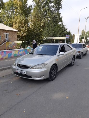 срочно продам авто в связи с переездом: Toyota Camry: 2005 г., 2.4 л, Автомат, Бензин, Седан