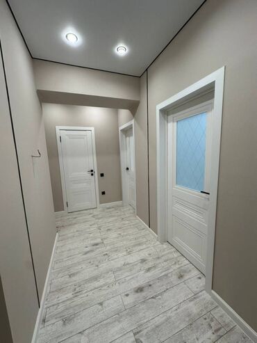 островок в аренду тц: 1 комната, 42 м², Элитка, 3 этаж, Евроремонт