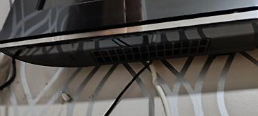 televizor asilqani: LG LCD televizor – divar asılqanı ilə - Ekran: təxminən 32" LCD — 3