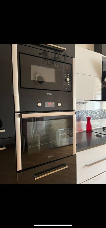 Uzunmüddətli kirayə mənzillər: Binəqədi rayonu 9-cu mikrarayonda 17 mertebeli binanın 8-ci — 16