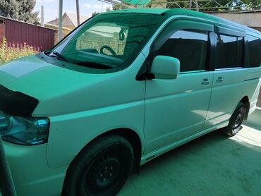 срочно срочно продам машину: Honda Stepwgn: 2004 г., Минивэн