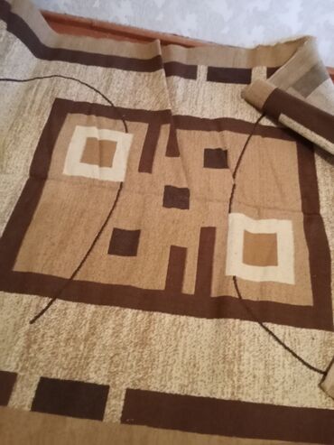 qadın xoşbəxtliyi gülü: Xalça Dekorativ, Azərbaycan, Kredit yoxdur