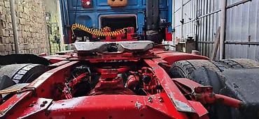 Тягачи: Тягач, DAF, 2004 г., Тентованный — 8