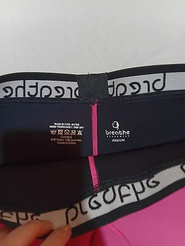 Gornji i donji deo: Sportski komplet za trening – 3 dela - Sportski grudnjak/kratki top u — 7