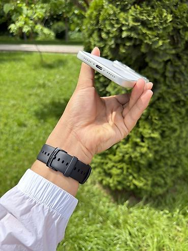 samsung galaxy s10e: IPhone 17 Pro, Новый, 256 ГБ, Серебристый, Зарядное устройство, Защитное стекло, Чехол, В рассрочку, 95 % — 4