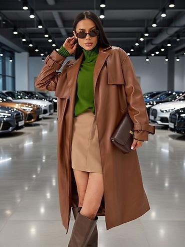 Плащи: Длинный женский тренч из гладкой эко‑кожи в тёплом — 7