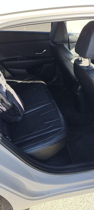 byd e1: Hyundai Avante: 2022 г., 1.6 л, Гибрид, Седан — 8