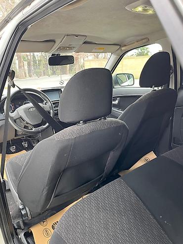 VAZ (LADA): VAZ (LADA) Priora: 1.6 l | 2015 il 140770 km Sedan — 10