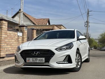 форестер 2018: Hyundai Sonata: 2018 г., 2 л, Бензин