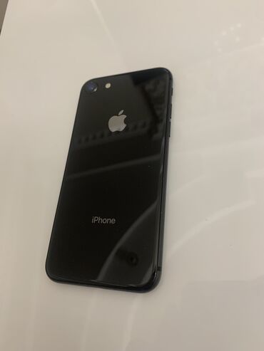 Apple iPhone: IPhone 8, Б/у, 64 ГБ, Черный