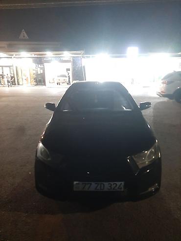 Avtomobil – qara rəngli sedan Xüsusiyyətlər: - Kuzov: 4 qapılı sedan lalafo.az -da Avtomobil – qara rəngli sedan Xüsusiyyətlər: - Kuzov: 4 qapılı sedan